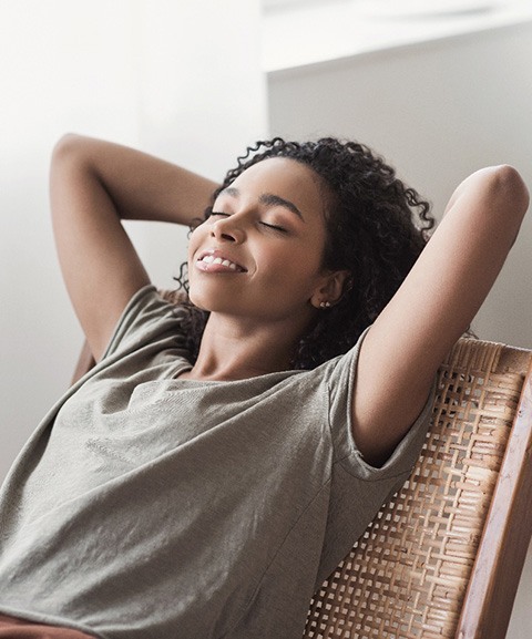 Mayfield Heights patient resting at home after extraction